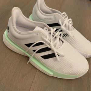 Brand new Adidas Courtshoe